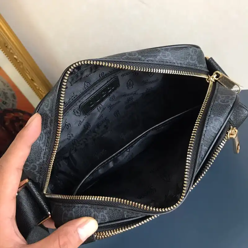 G*u*i bags 2107ya0031