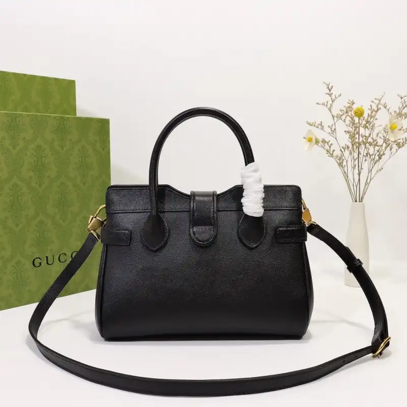 G*u*i s bags 2108dj0031