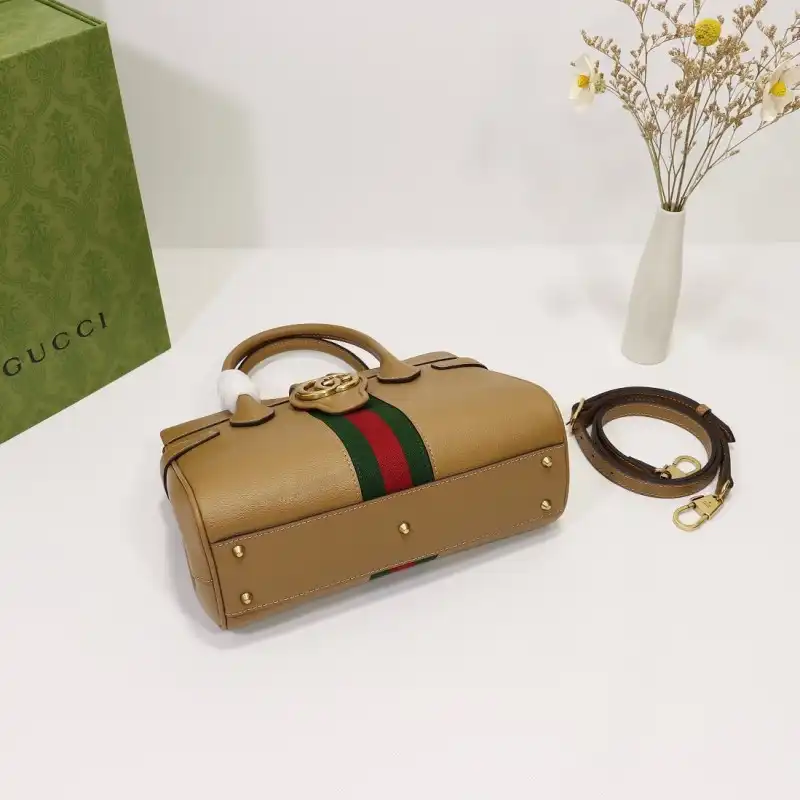 G*u*i s bags 2108dj0032