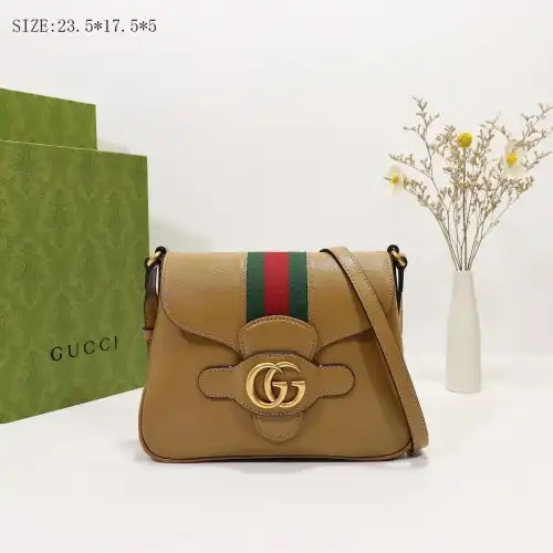 G*u*i s bags 2108dj0033