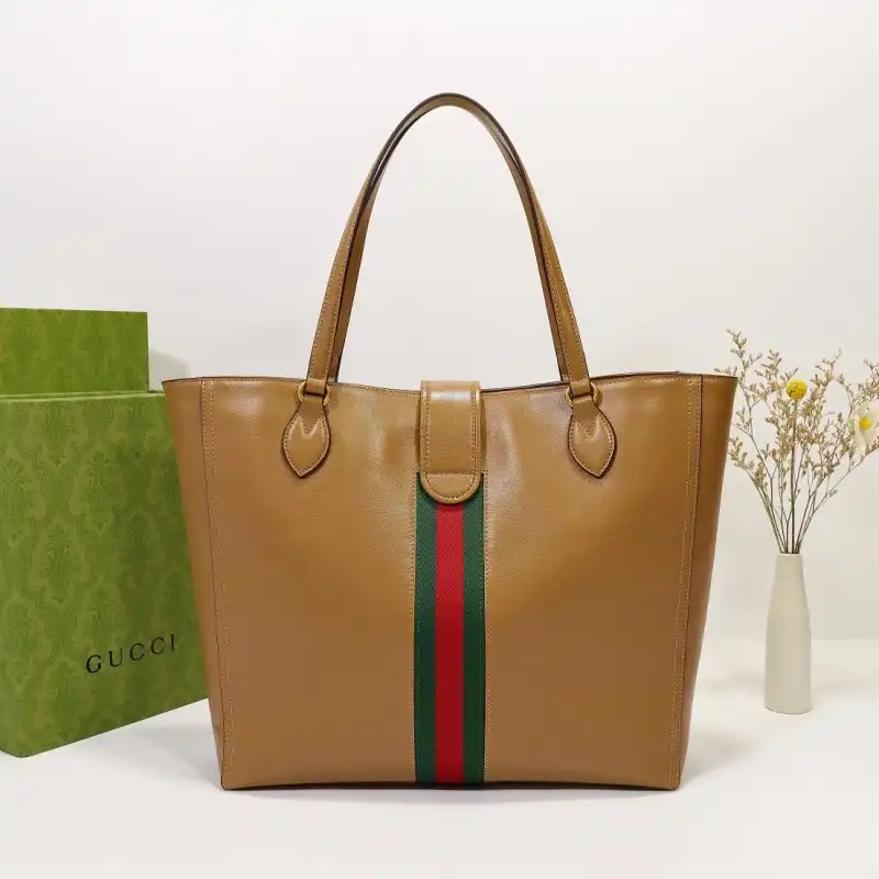 G*u*i s bags 2108dj0070