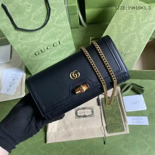 G*u*i s bags 2108ya0057