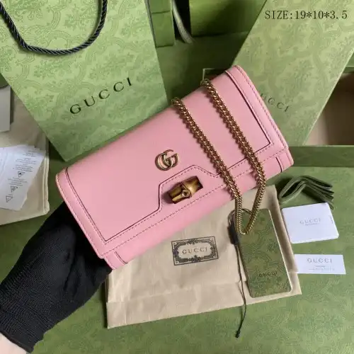 G*u*i s bags 2108ya0058