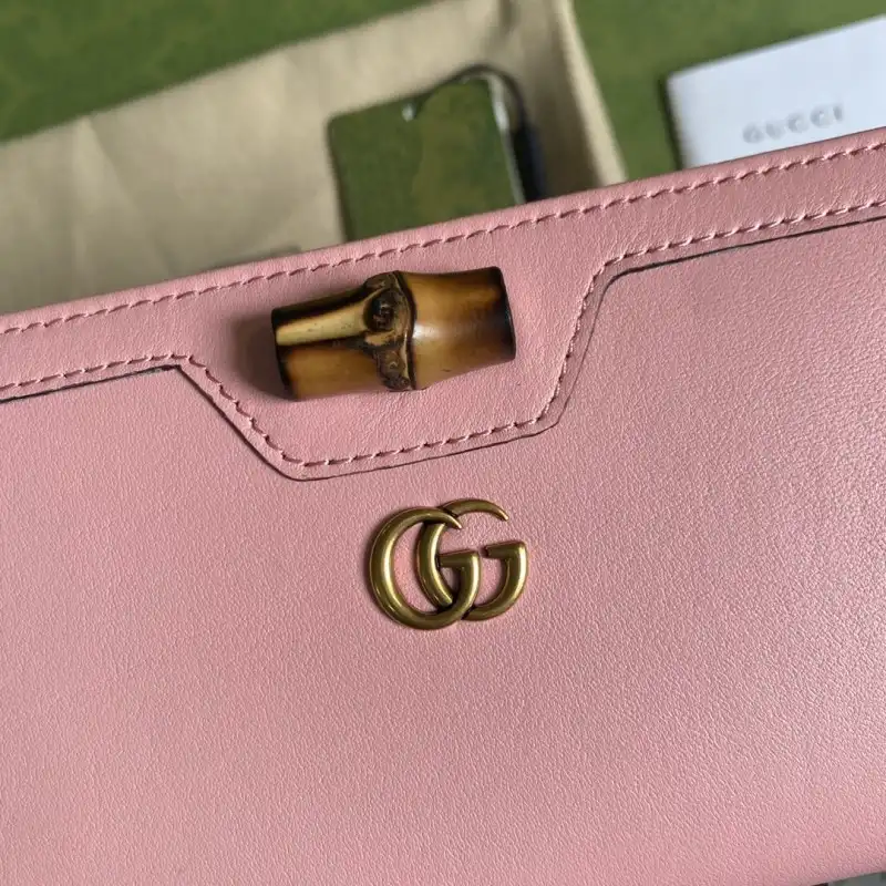 G*u*i s bags 2108ya0063