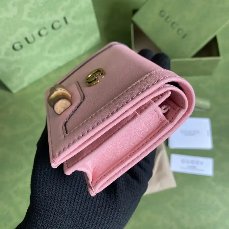 G*u*i s bags 2108ya0068