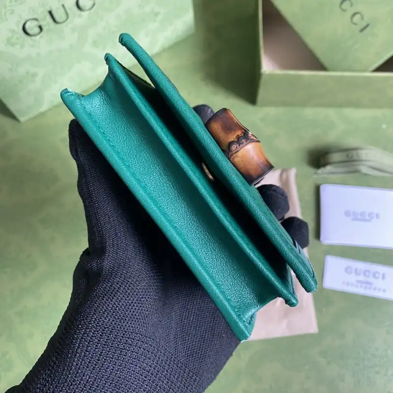G*u*i s bags 2108ya0069