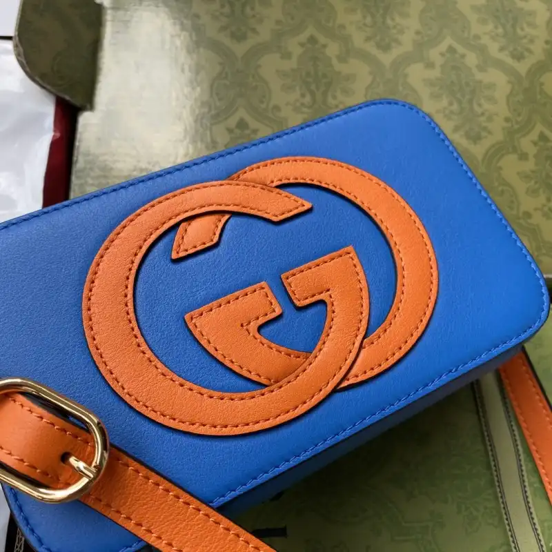 G*u*i s bags 2108ya0097