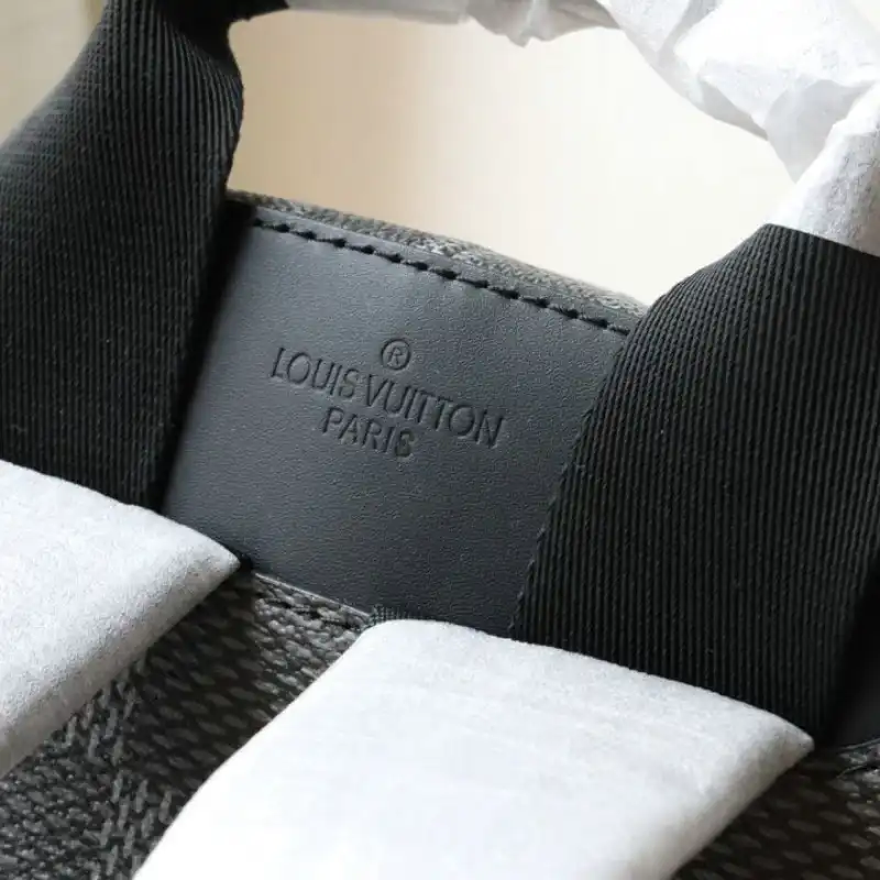 LV Bags 2109DJ0036