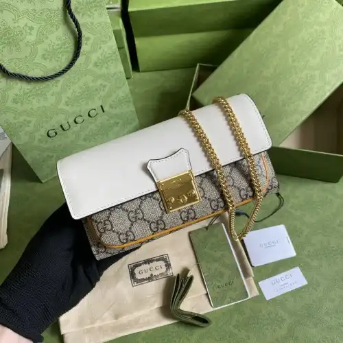 G*u*i bag 2109ya0080