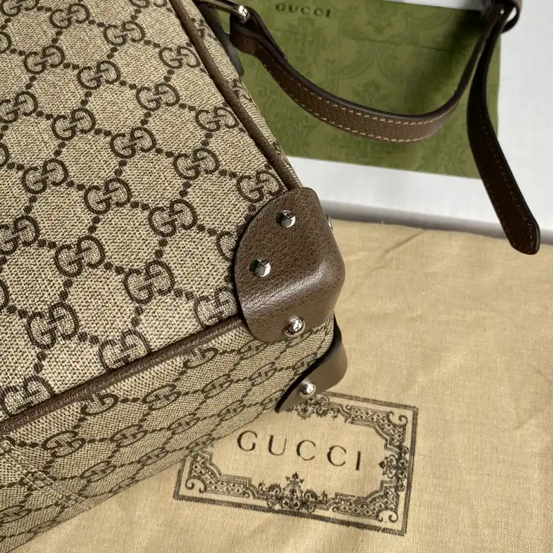 G*u*i bag 2109ya0107