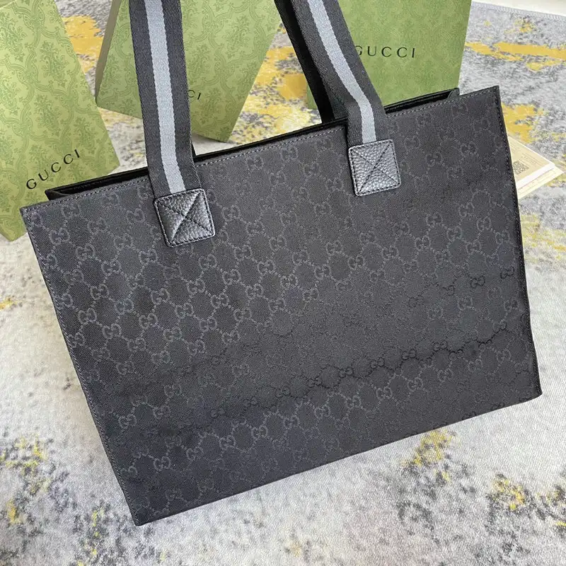 G*u*i bag 2110dj0031
