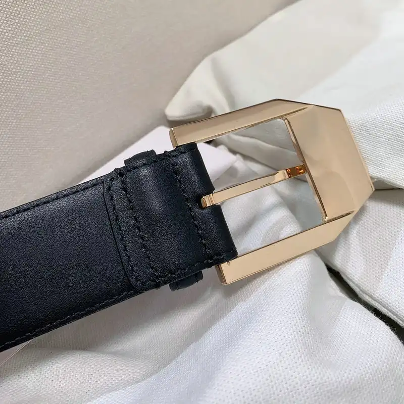 G*u*i belts 2110xf0003