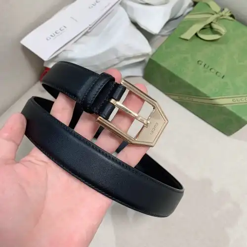 G*u*i belts 2110xf0004