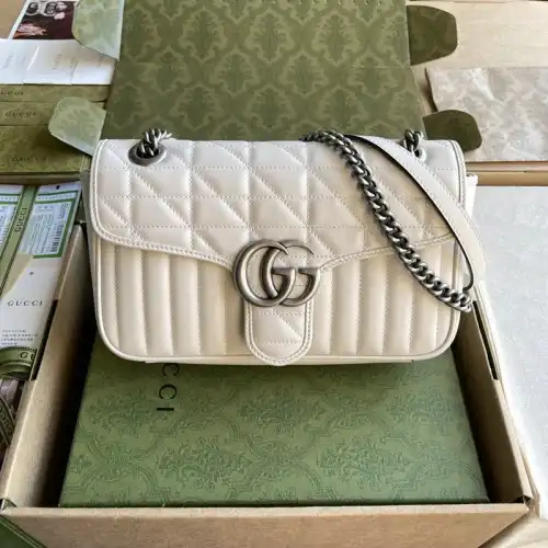 G*u*i bags 2110ya0003