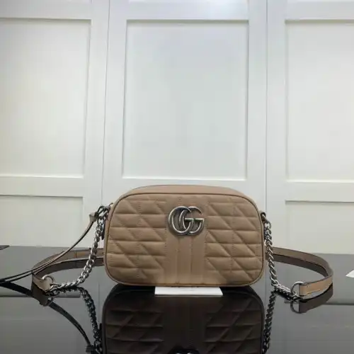 G*u*i bags 2110ya0132
