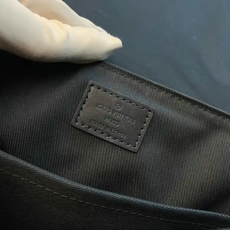 LV Bags 2111FY0019