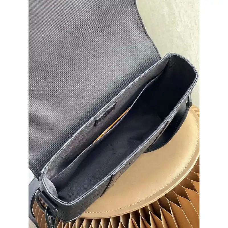 LV Bags 2111FY0020