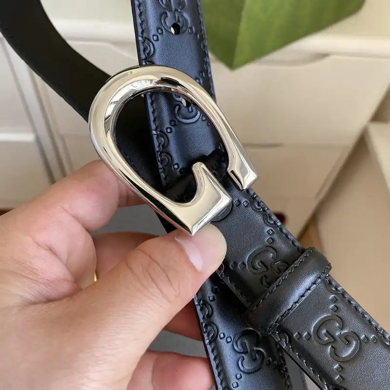 G*u*i belts 2111xa0024