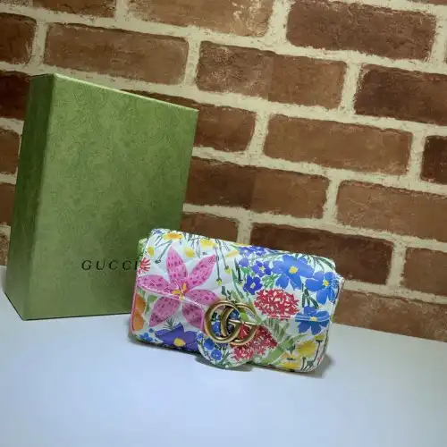 G*u*i bags 2111ya0008