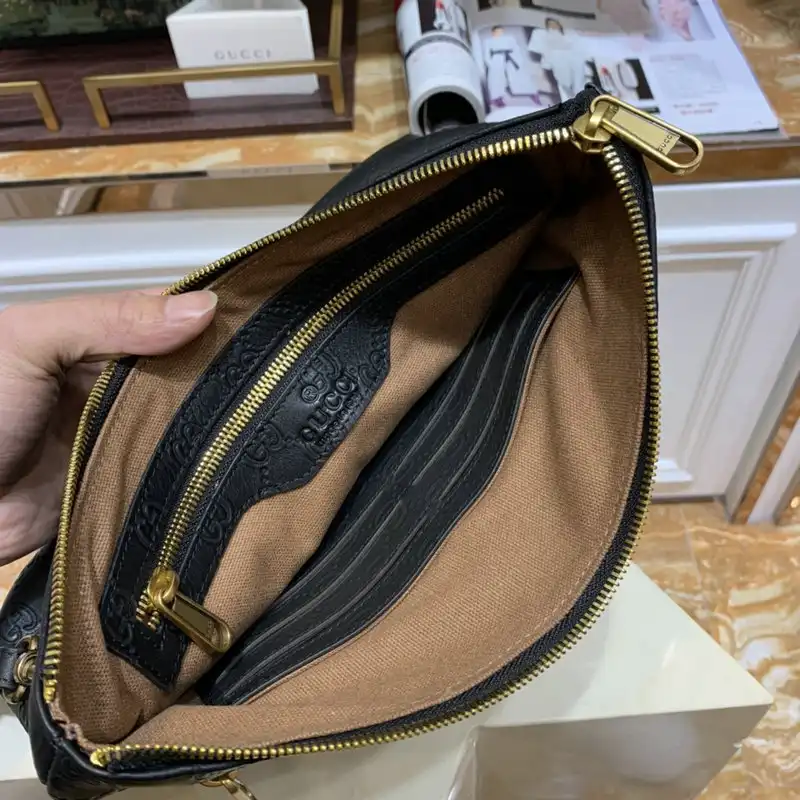 G*u*i bags 2111yz0004