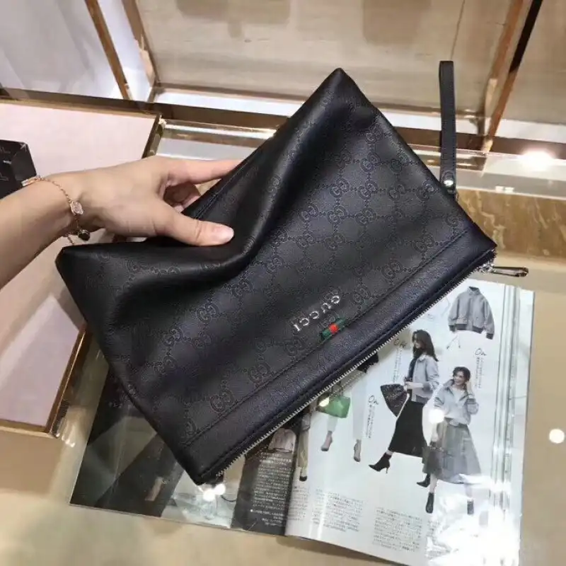 G*u*i bags 2111yz0008