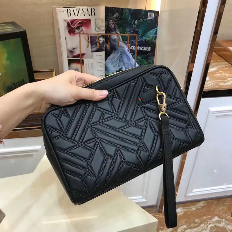 G*u*i bags 2111yz0009
