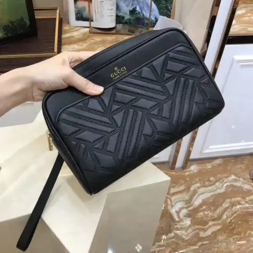 G*u*i bags 2111yz0009