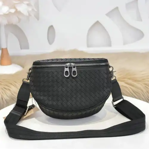 b0tte*a Ven*ta bags 2111yz0019