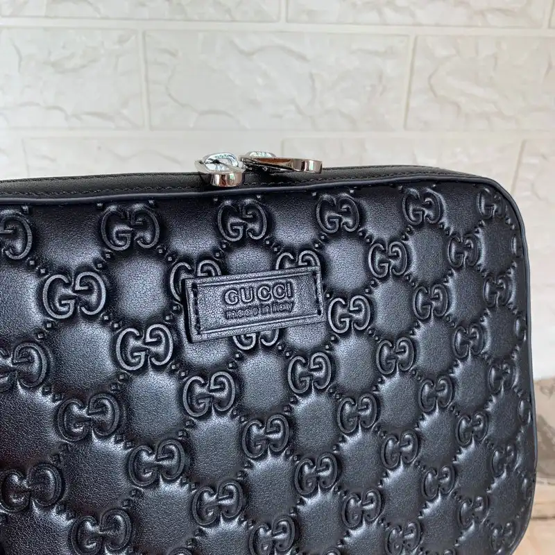 G*u*i bags 2111yz0048