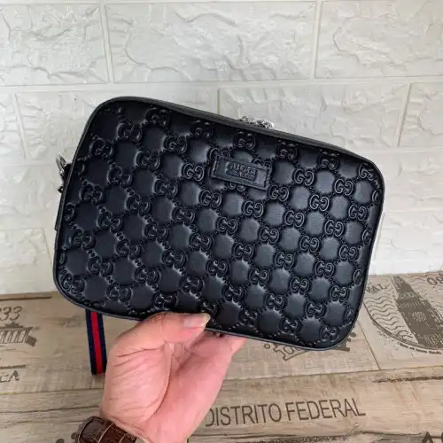 G*u*i bags 2111yz0048