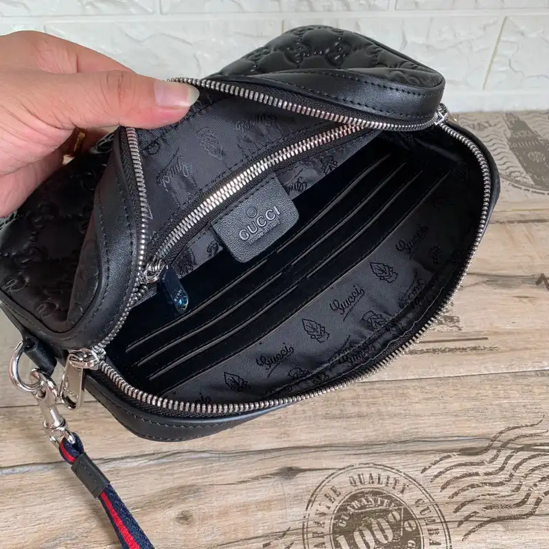 G*u*i bags 2111yz0048
