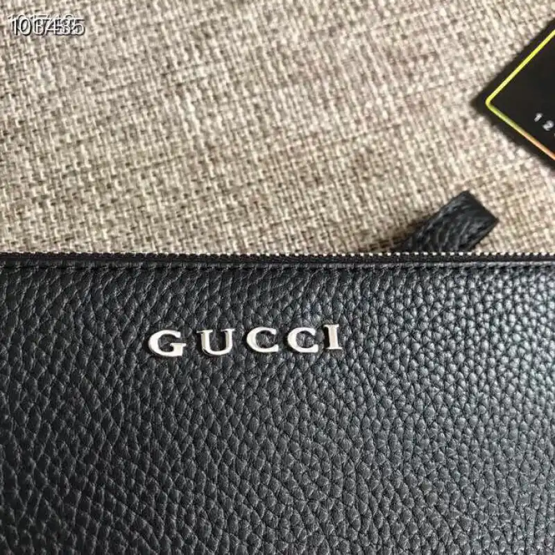 G*u*i bags 2111yz0091