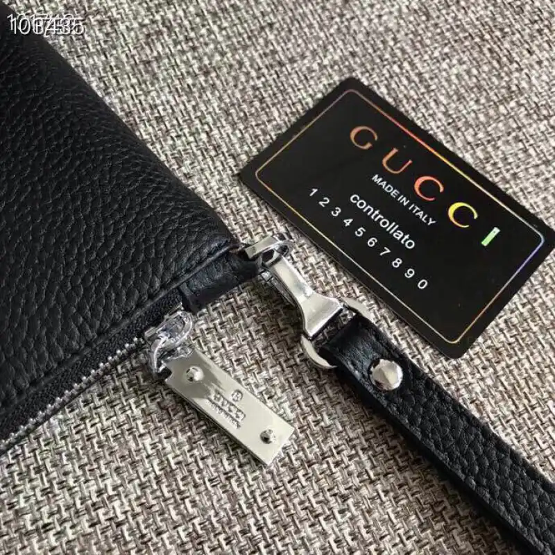 G*u*i bags 2111yz0091