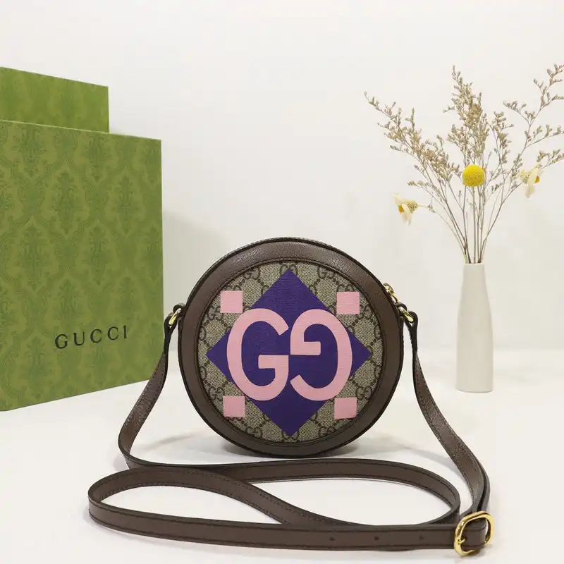 G*u*i bag 2112dj0045