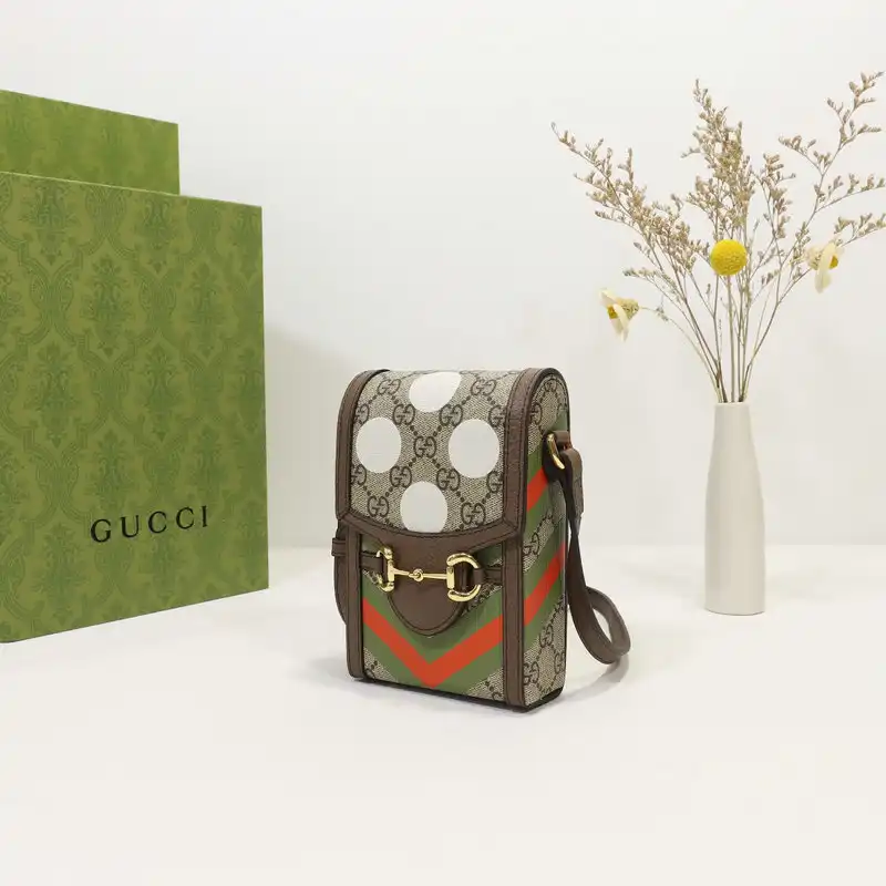 G*u*i bag 2112dj0046