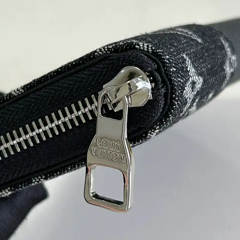 LV Bag 2112FY0008
