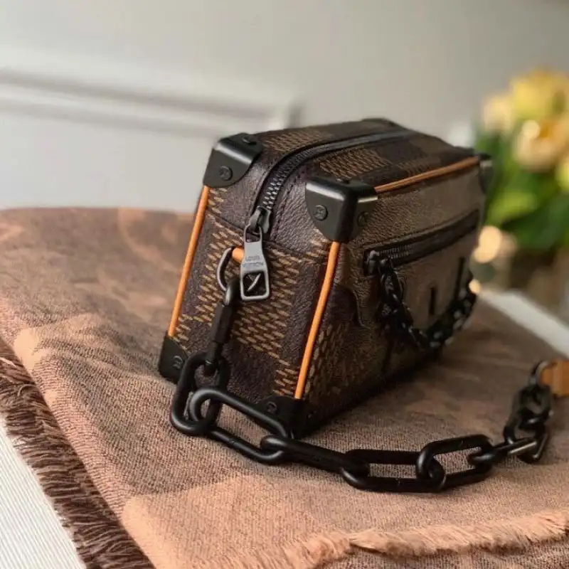 LV Bag 2112FY0039