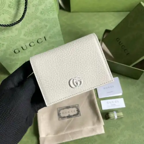 G*u*i bag 2112ya0007