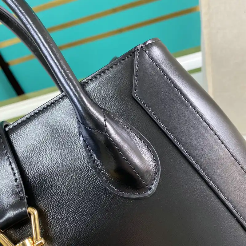G*u*i bag 2112ya0052