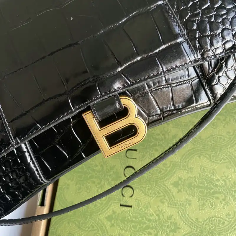 G*u*i bag 2112ya0068