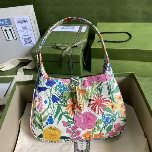 G*u*i bag 2112ya0074