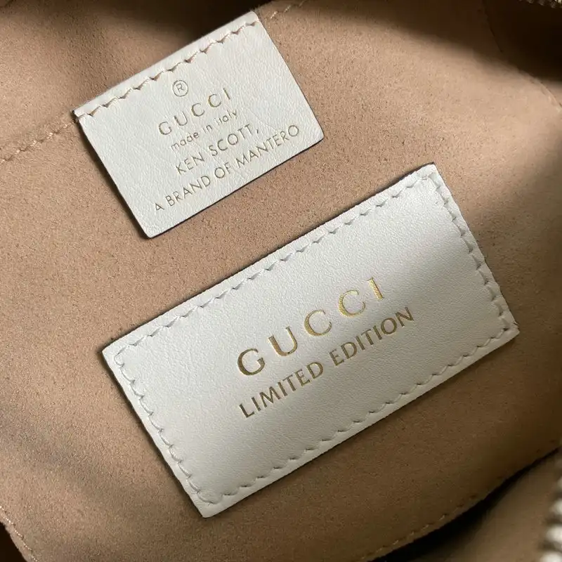 G*u*i bag 2112ya0078