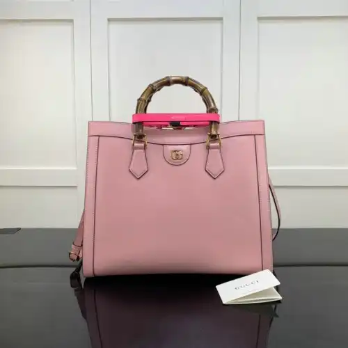 G*u*i bag 2112ya0104