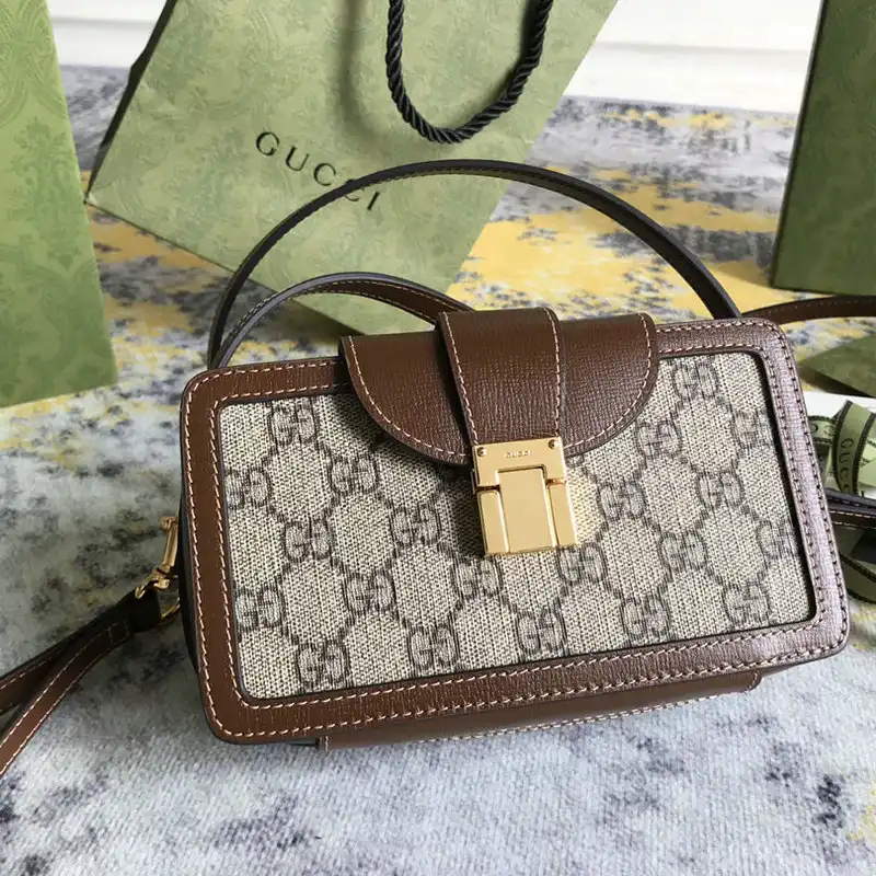 G*u*i bag 2201dj0011