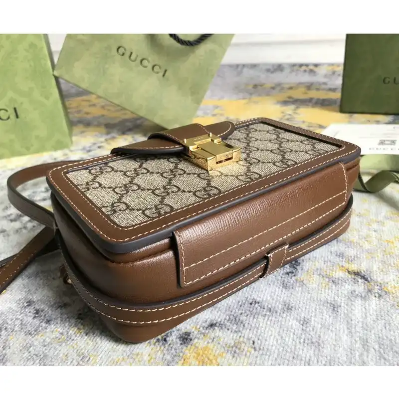 G*u*i bag 2201dj0011