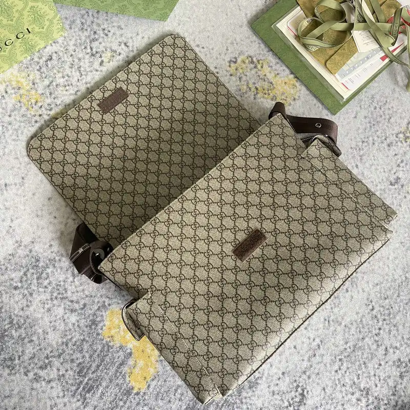 G*u*i bag 2201dj0015