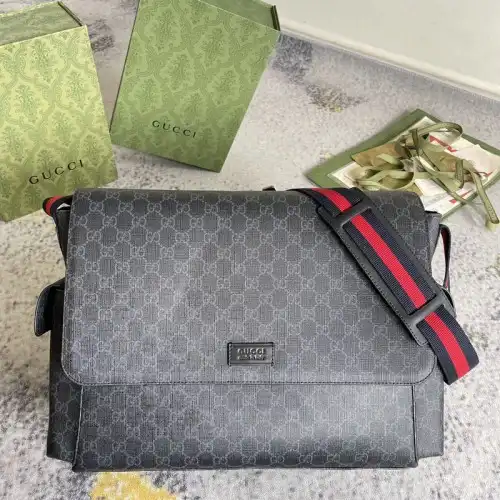 G*u*i bag 2201dj0016