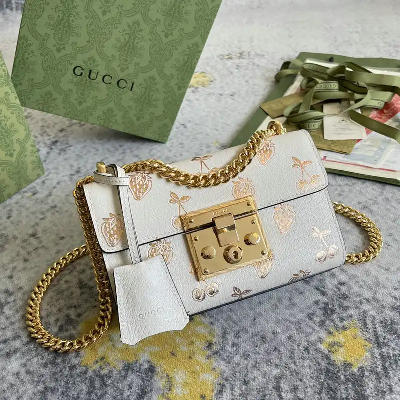G*u*i bag 2201dj0018