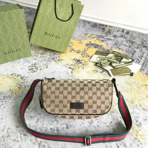 G*u*i bag 2201dj0023