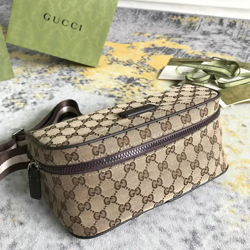 G*u*i bag 2201dj0024
